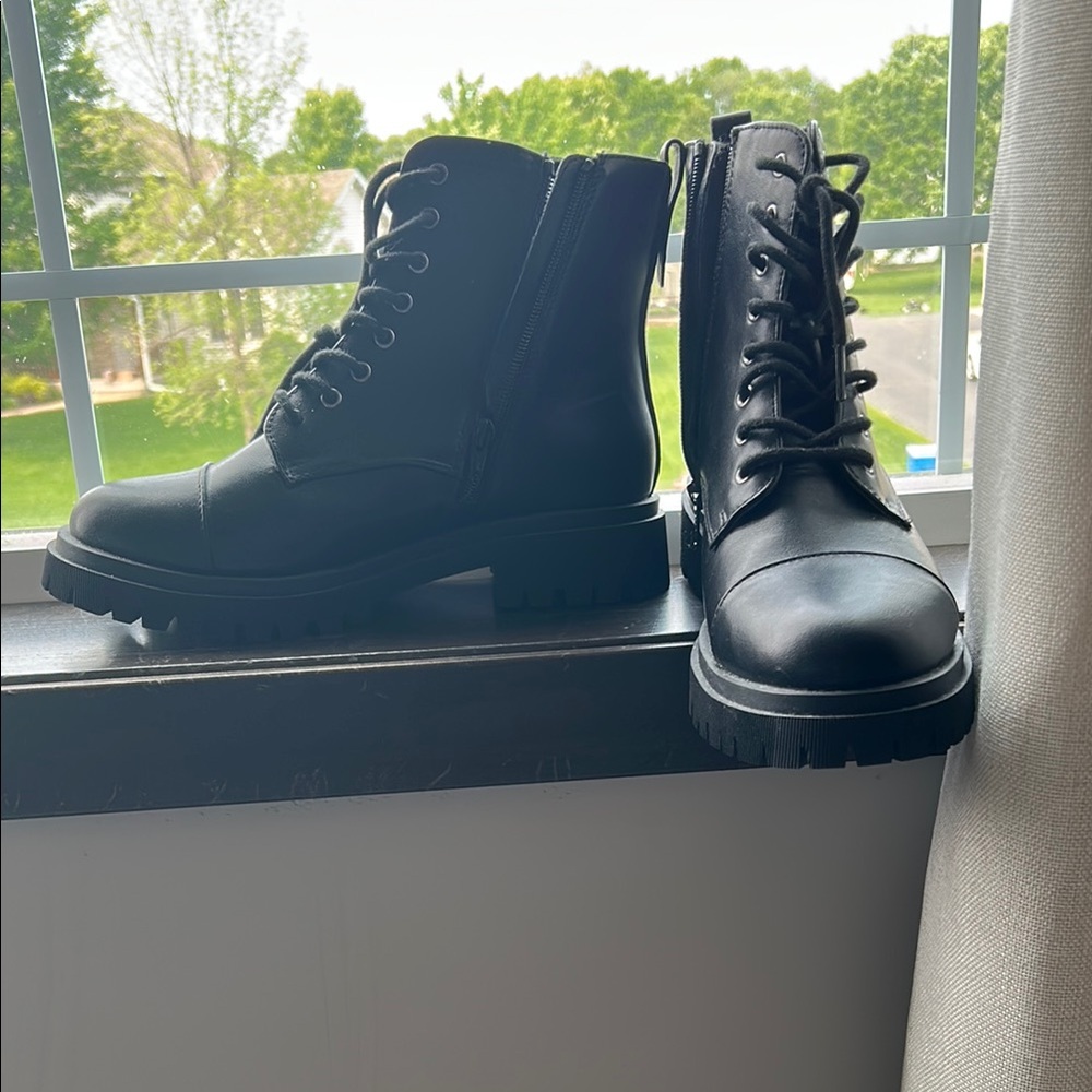 SO Black Combat Moto Boots with Lace-Up Design